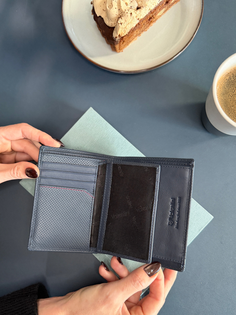 Pionowy portfel męski Valentini Perforated 265 granatowy