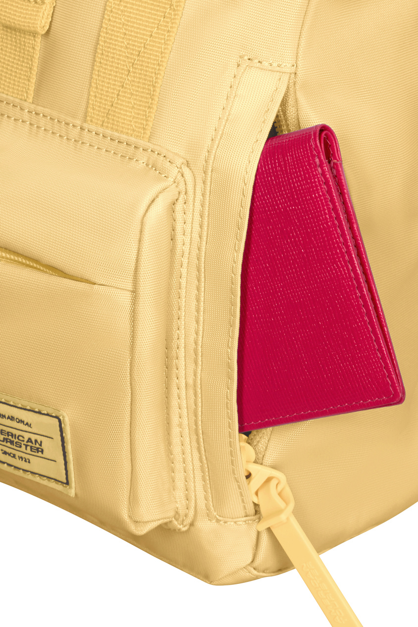 American Tourister Urban Groove City rollender Rucksack gelb