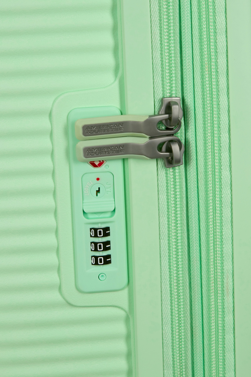 Walizka kabinowa American Tourister Soundbox 55cm powiększana zielona jasna